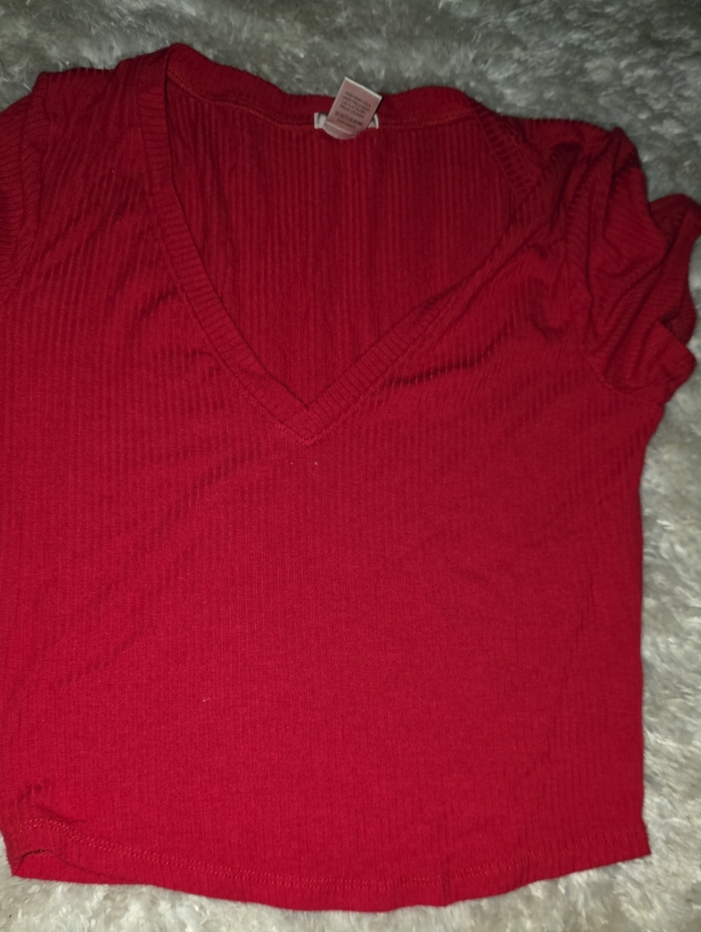 Bozzolo Red Ribbed V-Neck Crop Top